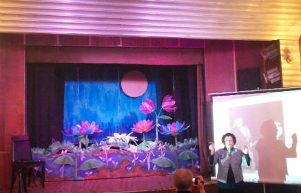 ქუთაისის თოჯინების თეატრში აკაკი ყურაშვილის 100 წლის იუბილე აღნიშნეს